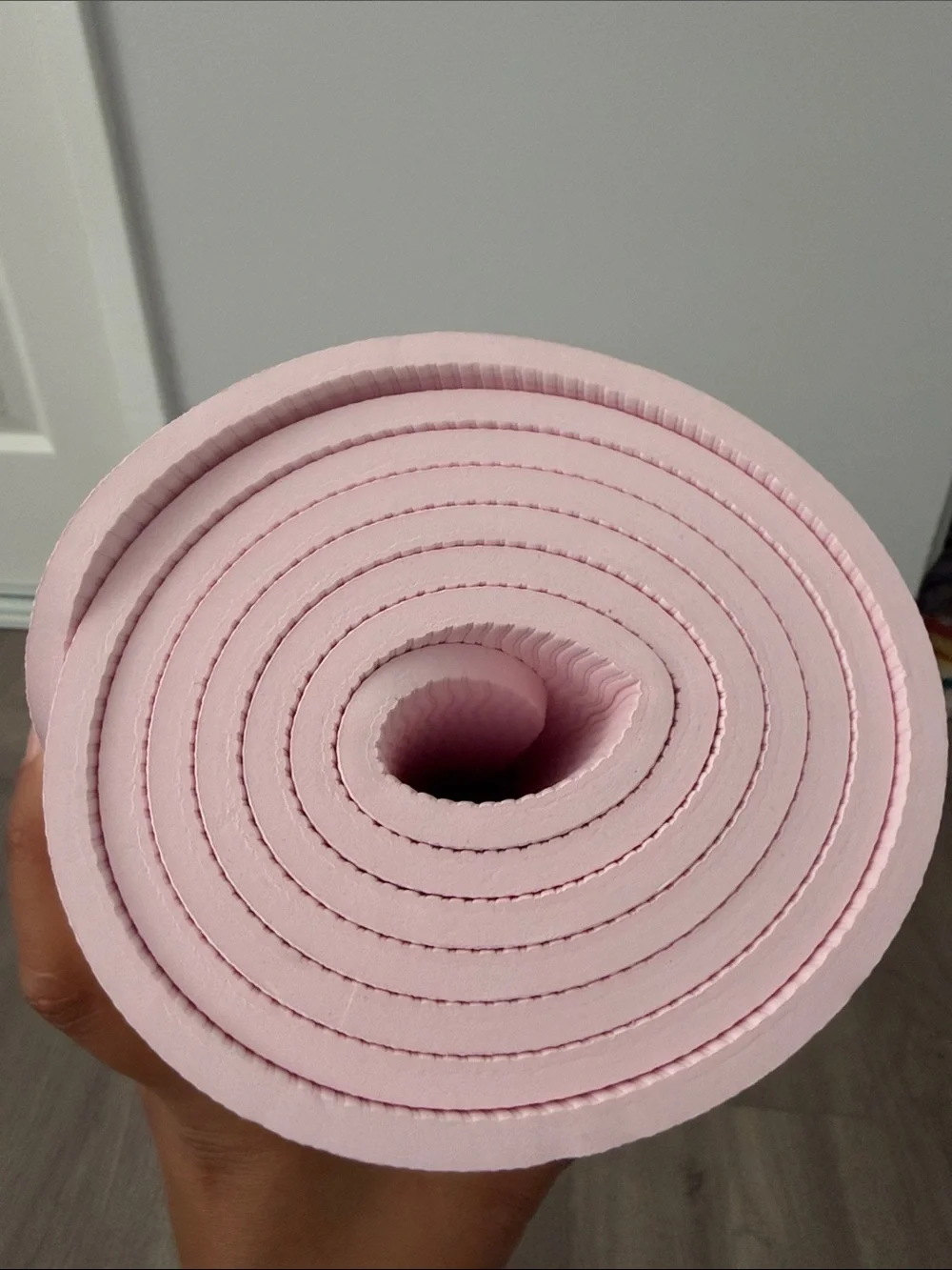 NWT Gaiam classic 6mm reversible mandala print yoga mat